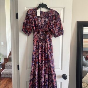 NWT Evereve Noelle Open Back Printed Midi Dress with Sleeves